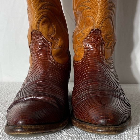 Vintage Leather Western Cowboy Boots With Vibram Soles 8.5 - Picture 11 of 16